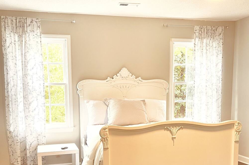 Photo of Livingroom in Camden