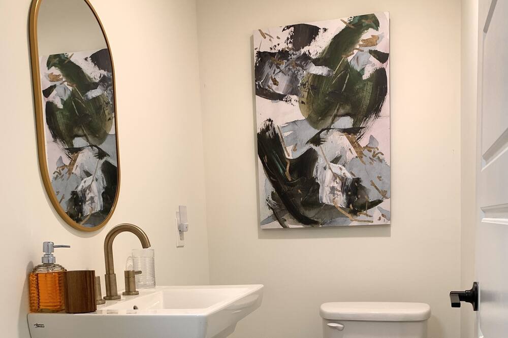 Photo of Bathroom in Columbia
