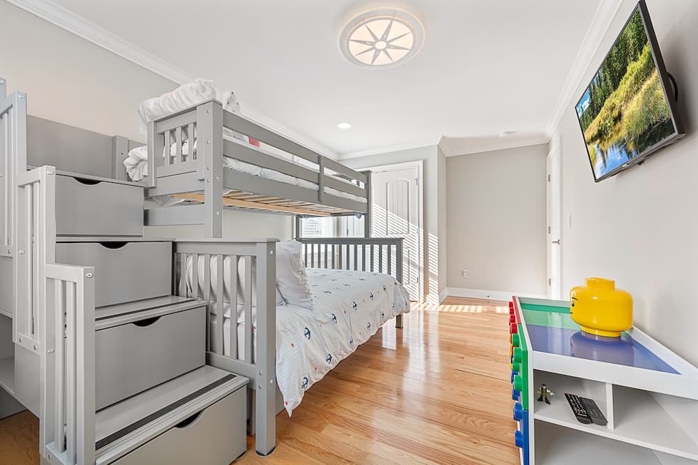 Photo of Bedroom in Harvey Cedars