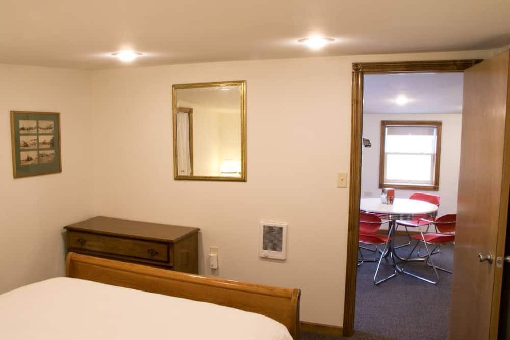 Photo of Bedroom in Alpha