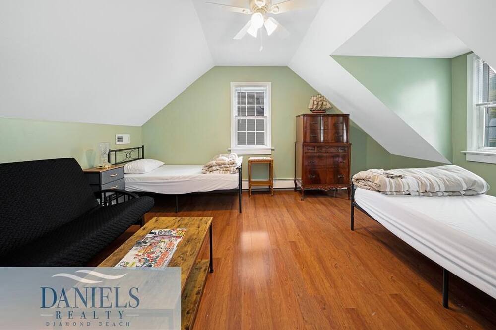 Photo of Bedroom in Cape May Court House