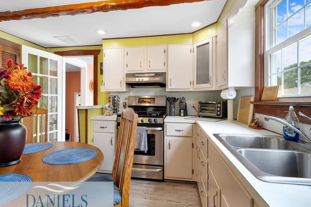 Photo of Kitchen in Cape May Court House