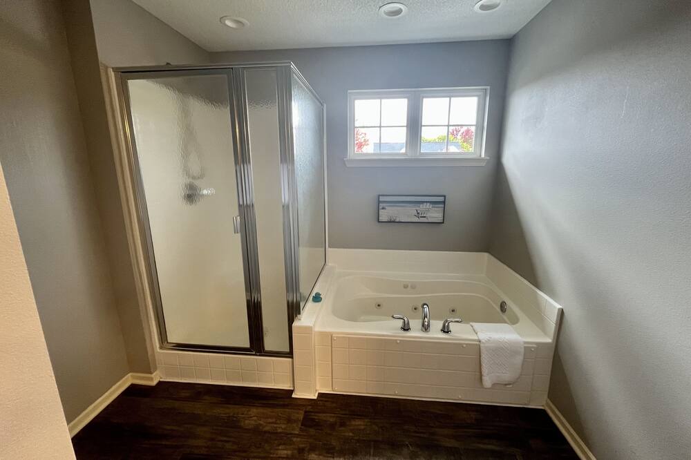 Photo of Bedroom in Grimes