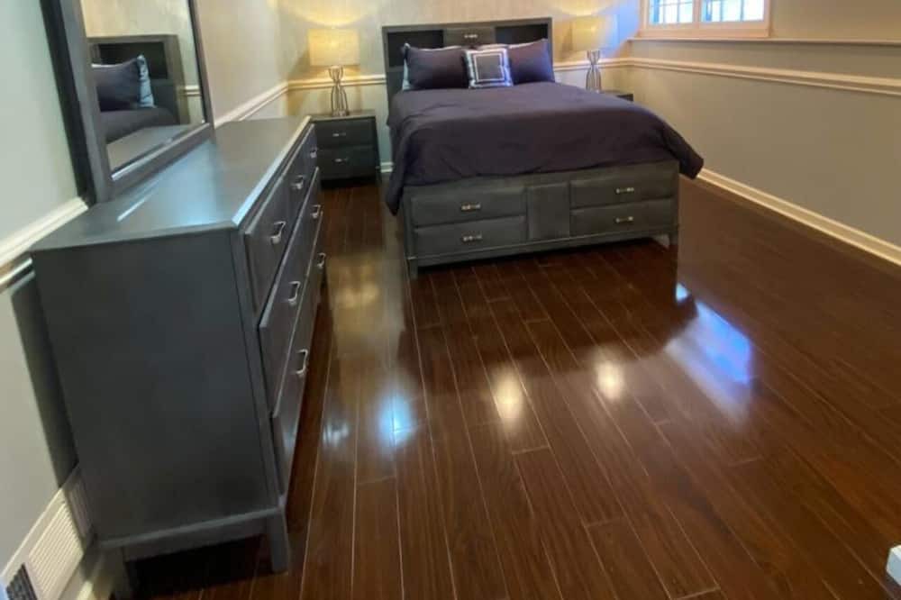 Photo of Bedroom in Neptune City