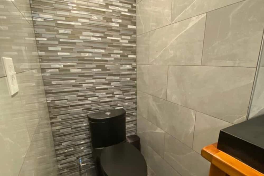 Photo of Bathroom in Neptune City