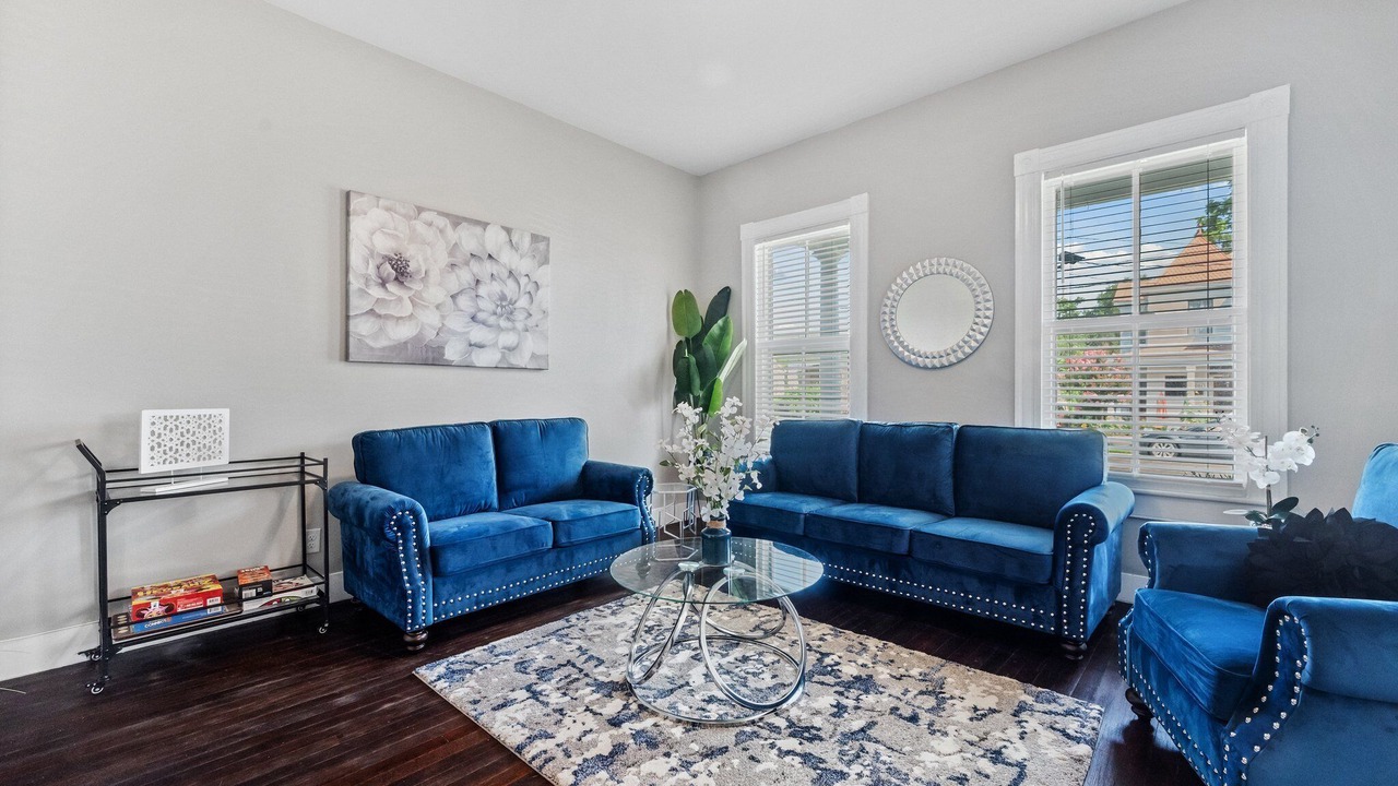 Photo of Livingroom in Petersburg