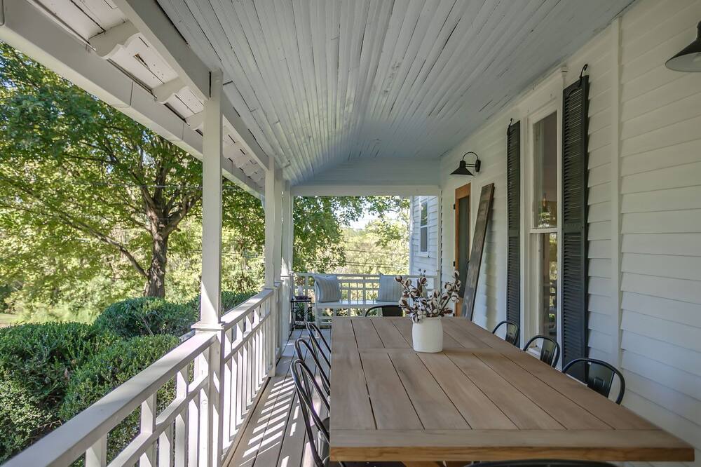Photo of Outdoor in Kedron