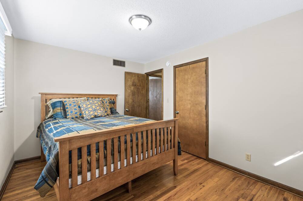 Photo of Bedroom in Columbia