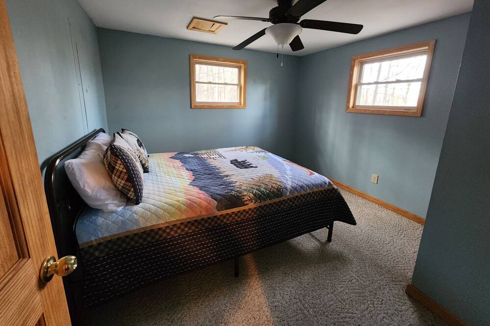 Photo of Bedroom in Butler