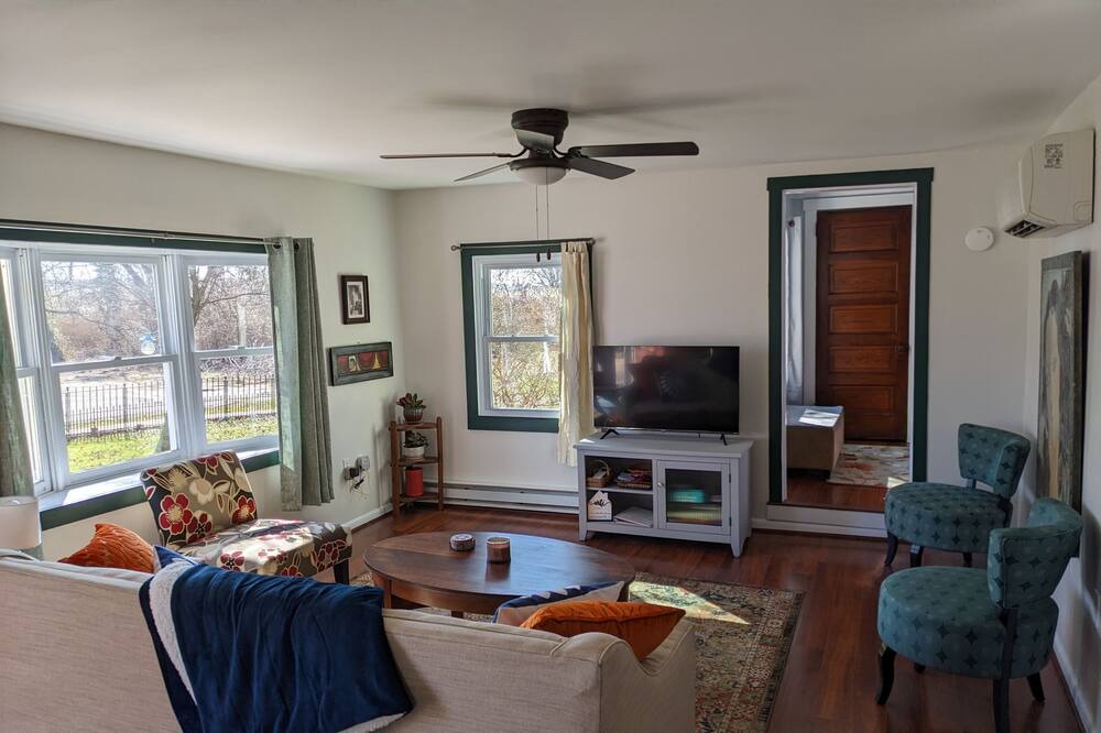 Photo of Livingroom in Elkton
