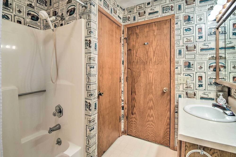 Photo of Bathroom in Mount Pleasant
