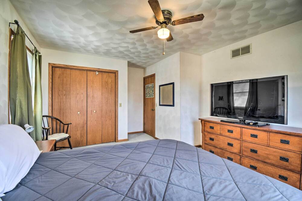 Photo of Bedroom in Mount Pleasant