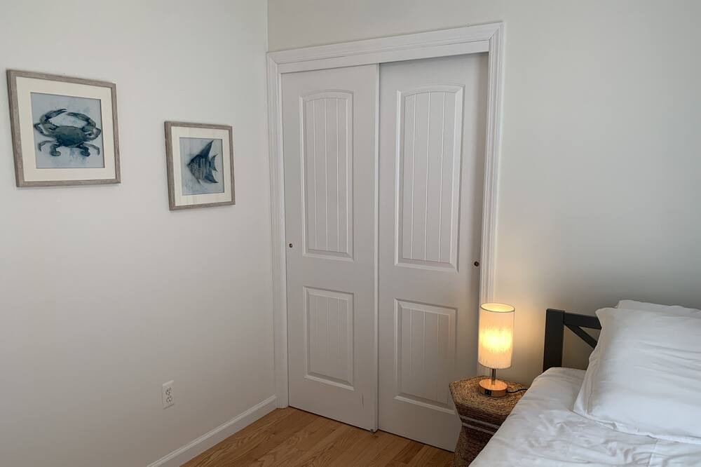 Photo of Bedroom in Mystic Island