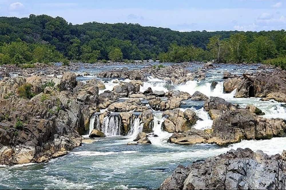 Photo of Outdoor in Potomac