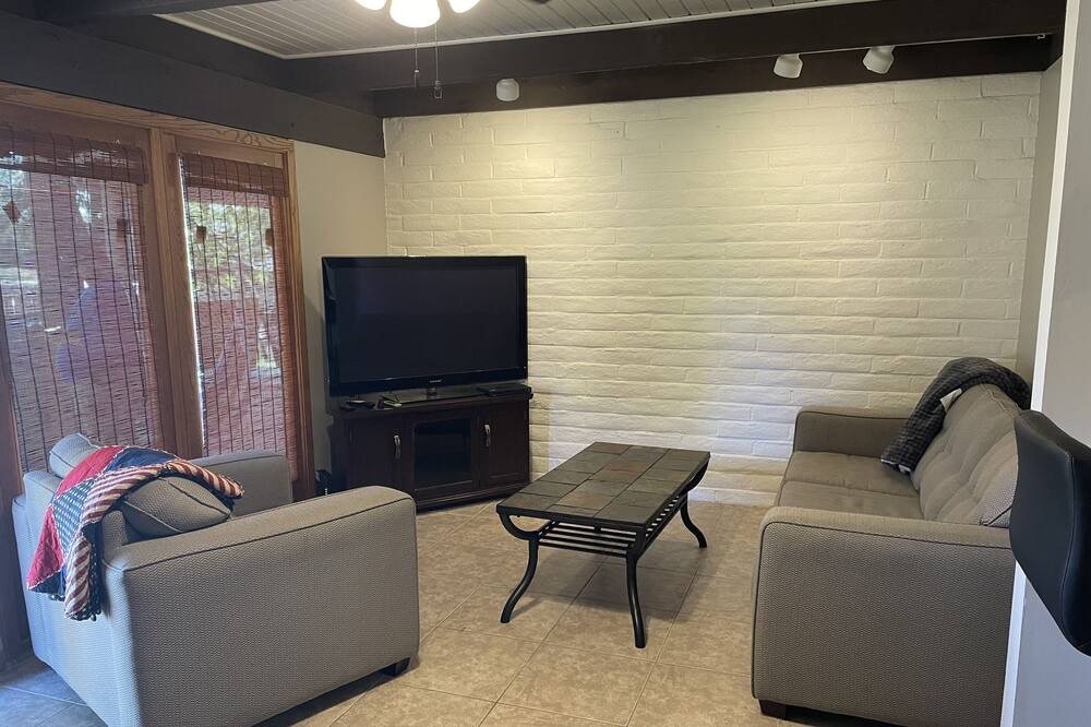 Photo of Livingroom in Clear Lake