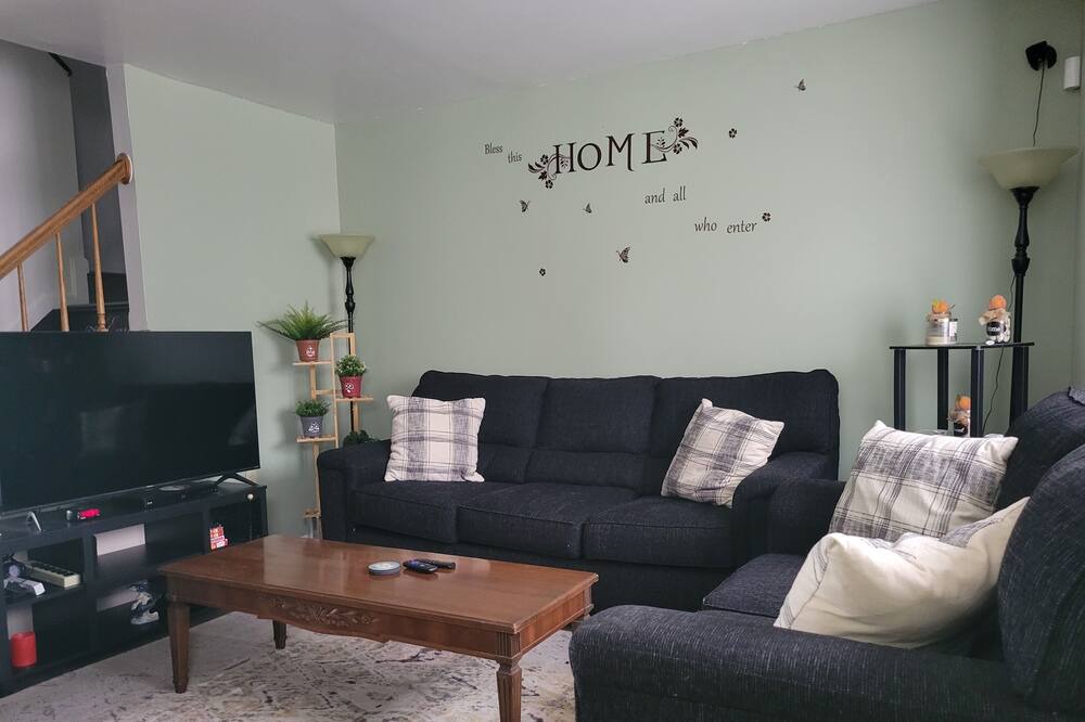 Photo of Livingroom in Windsor Mill