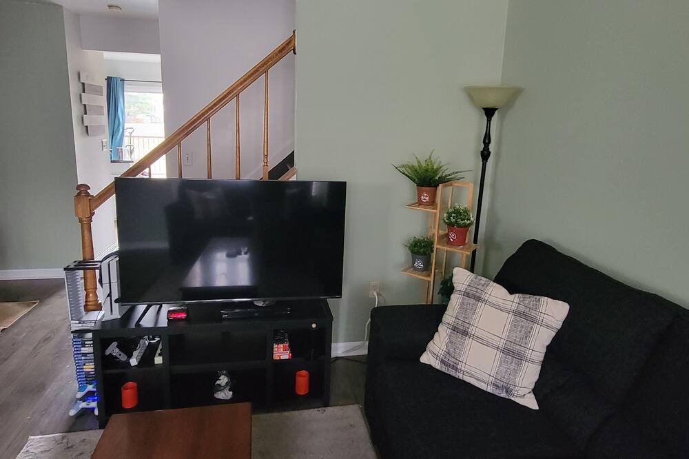 Photo of Livingroom in Windsor Mill