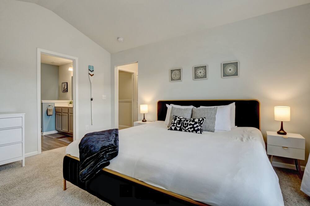 Photo of Bedroom in Murraysville