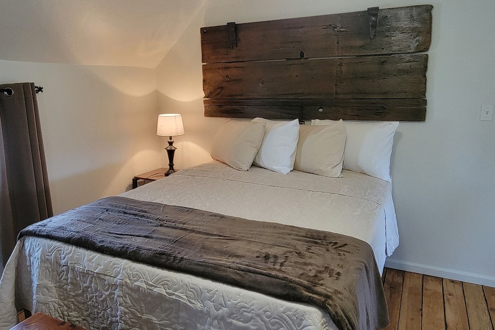 Photo of Bedroom in Chariton