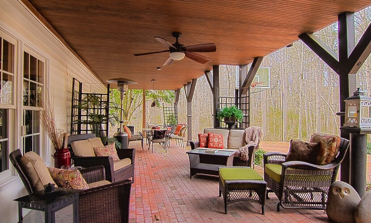 Photo of Patio Balcony in Willow Spring