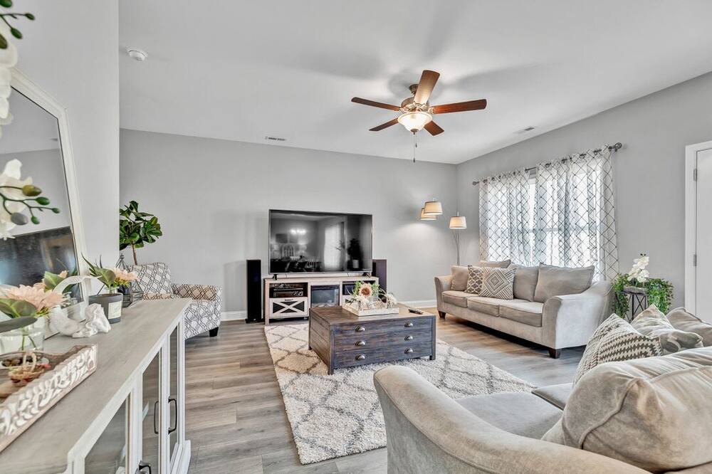 Photo of Livingroom in Kings Grant