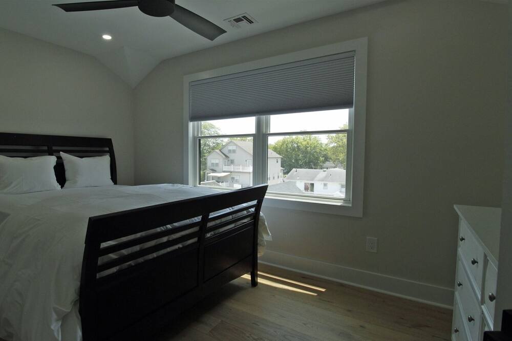 Photo of Bedroom in Point Pleasant Beach