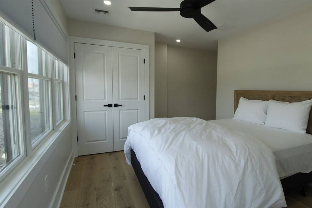 Photo of Bedroom in Point Pleasant Beach