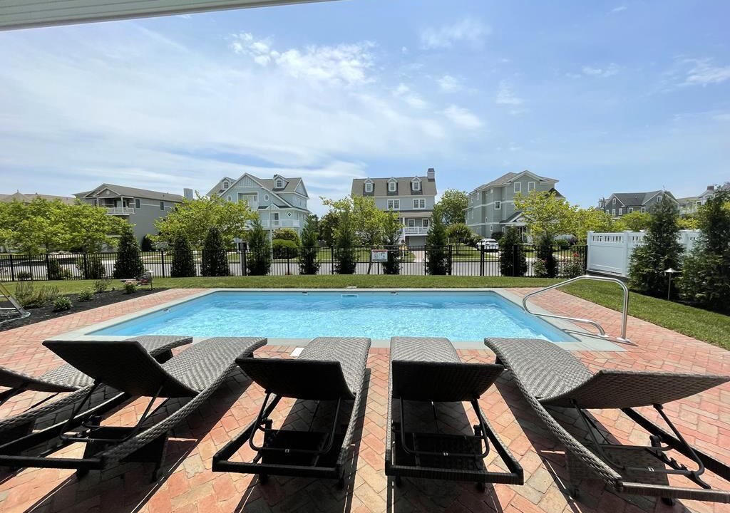 Photo of Outdoor in Admiral Estates