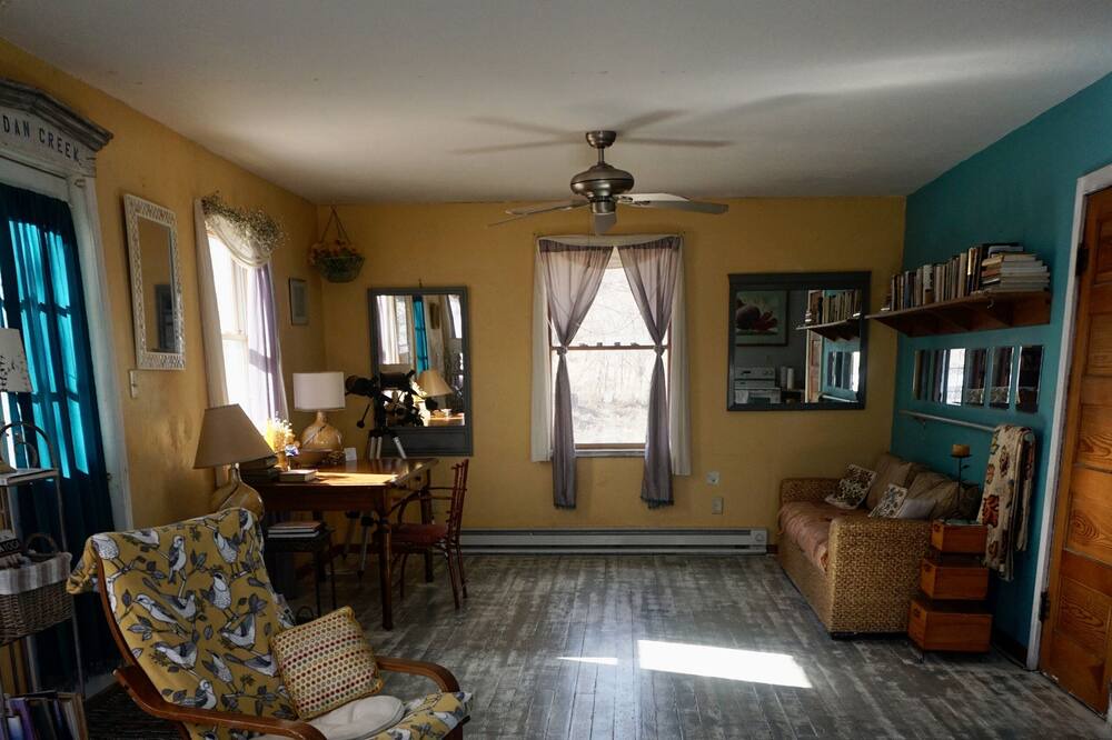Photo of Bedroom in Monona County