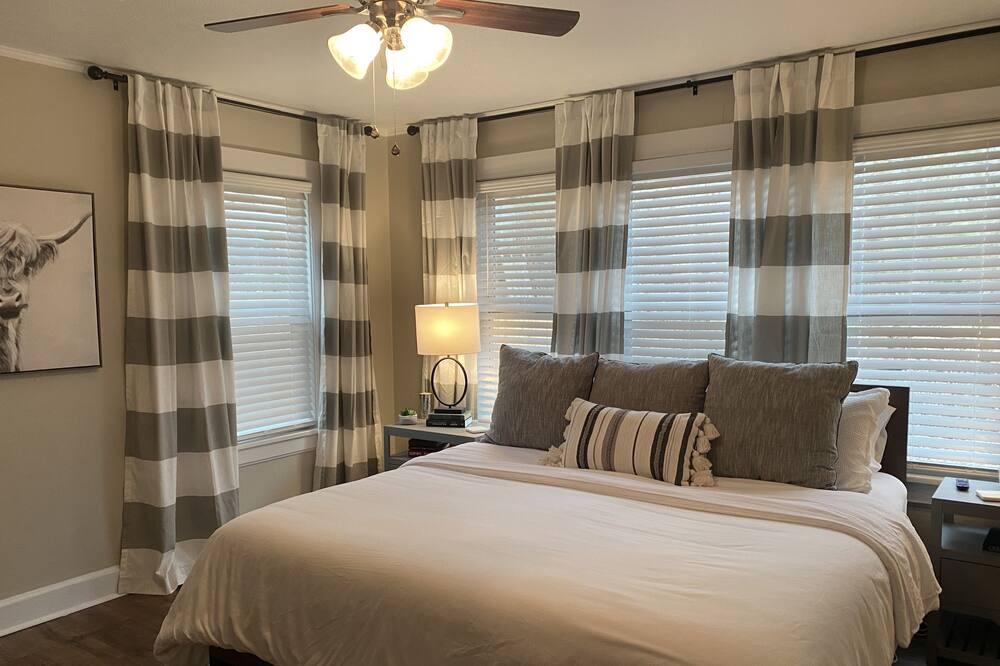 Photo of Bedroom in Gadsden