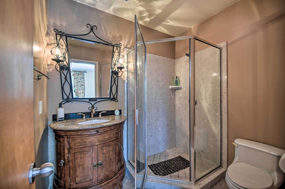 Photo of Bathroom in Elizabeth City