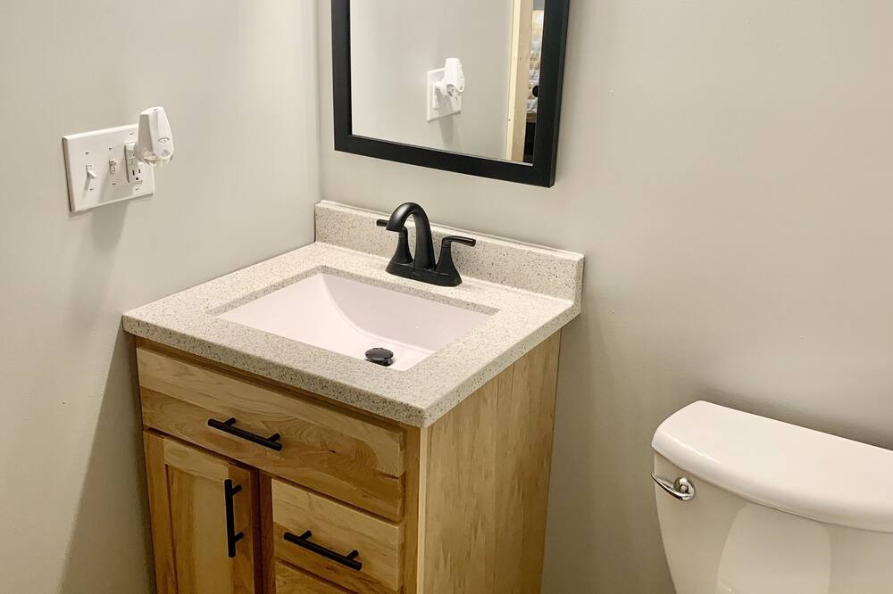 Photo of Bathroom in Stoutsville