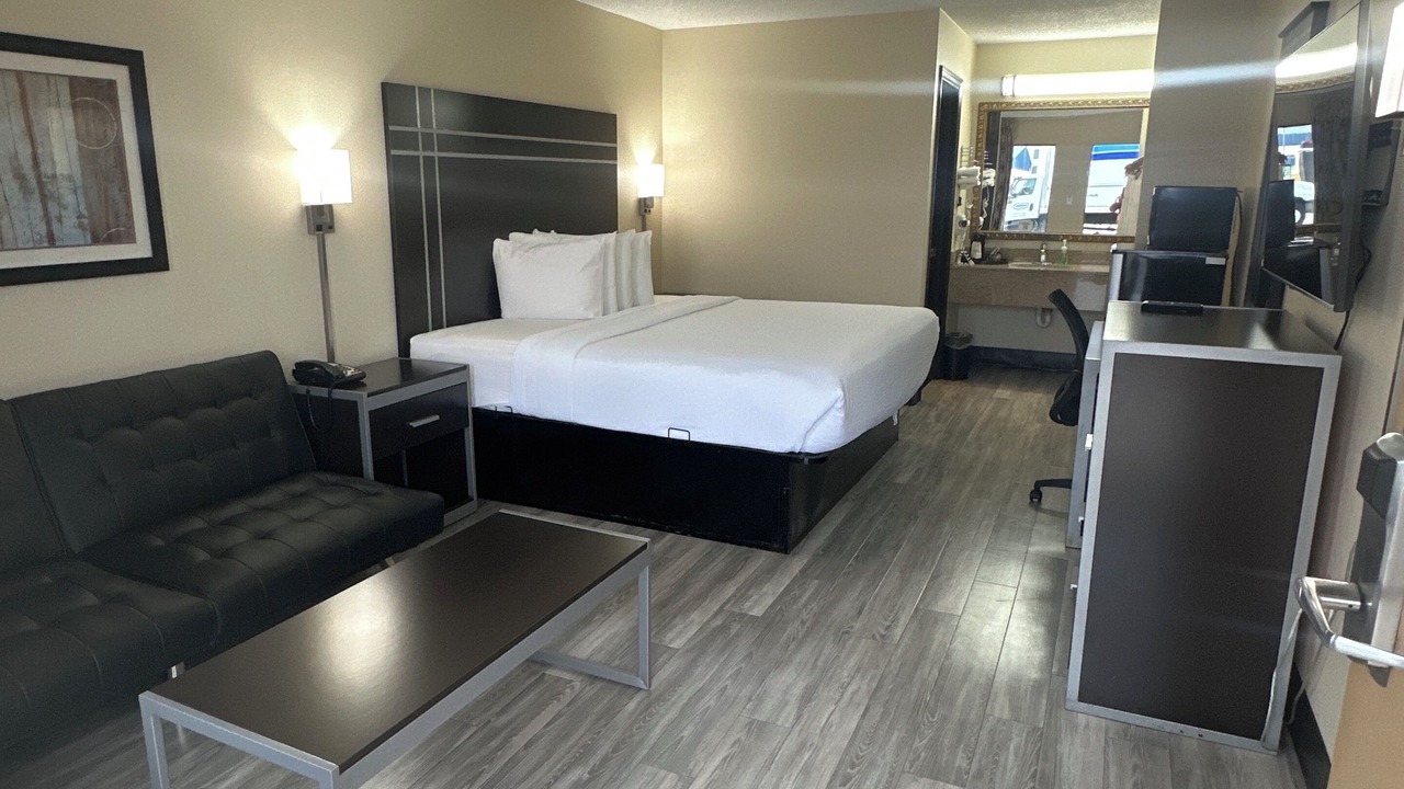 Photo of Bedroom in Cape Fear