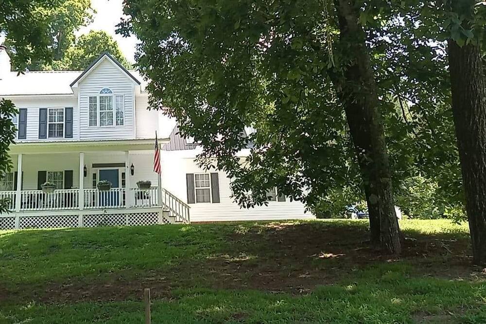 Photo of Outdoor in Ashville