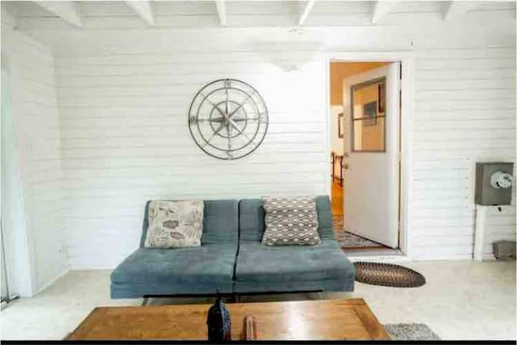 Photo of Livingroom in Croom