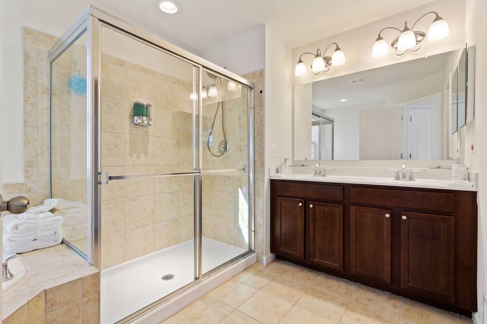 Photo of Bathroom in Glen Burnie