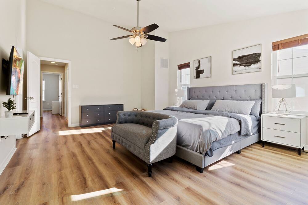 Photo of Bedroom in Glen Burnie