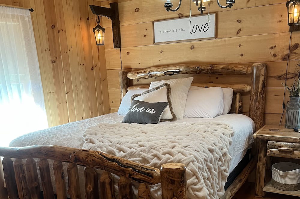 Photo of Bedroom in Dunlap