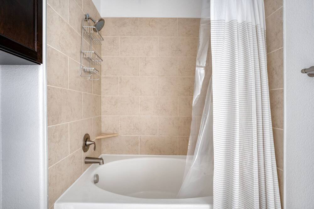 Photo of Bathroom in Gateway