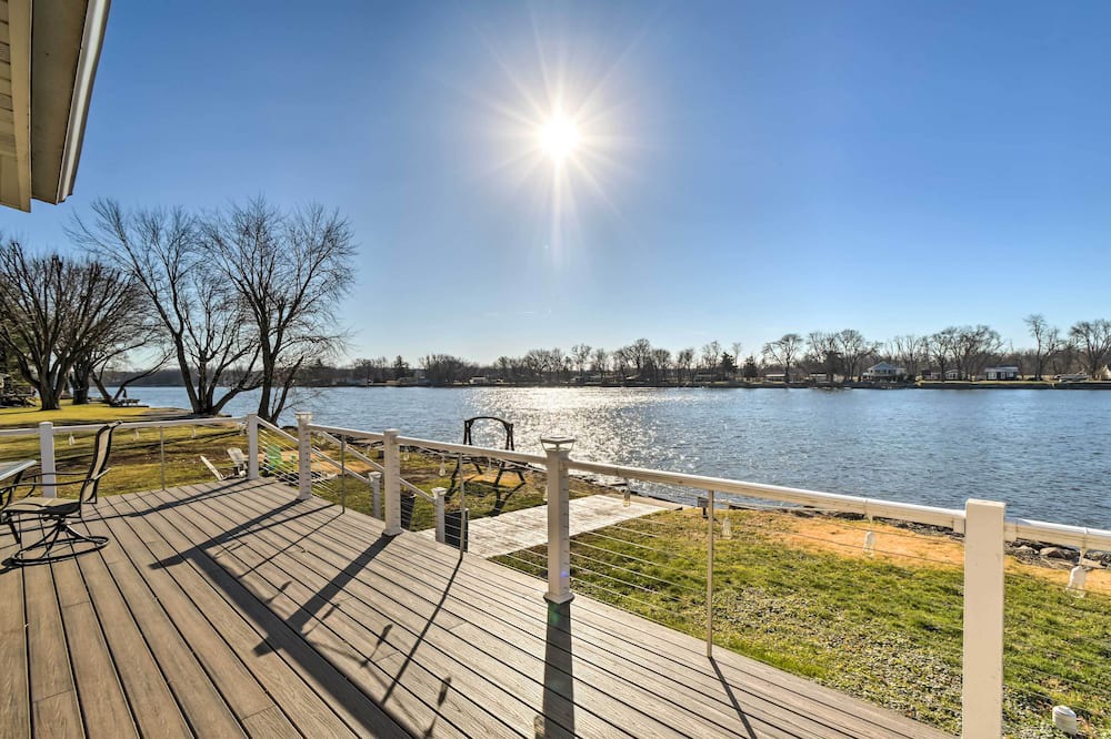 Photo of Outdoor in Moline