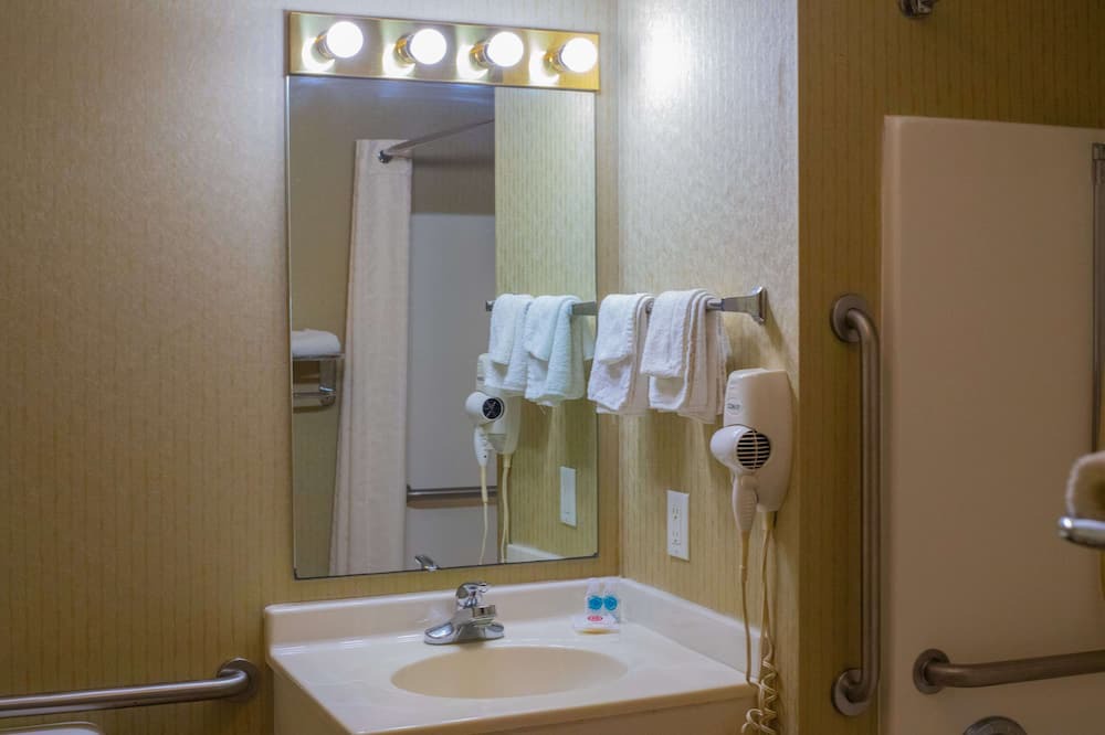 Photo of Bathroom in Colfax