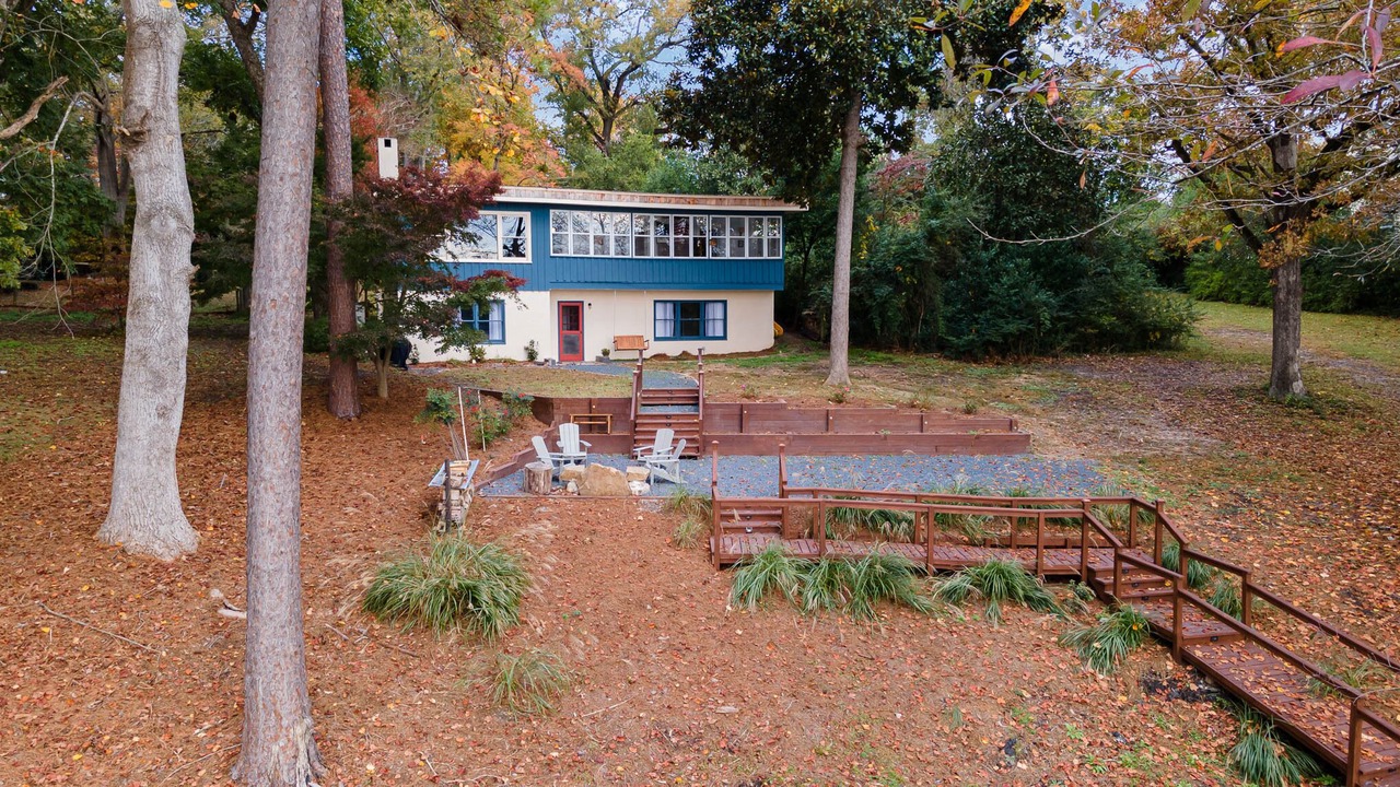 Photo of Outdoor in Lemon Springs