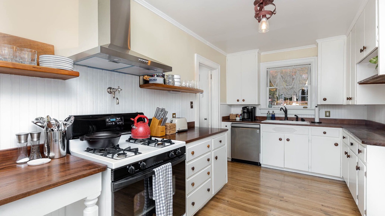 Photo of Kitchen in Lemon Springs