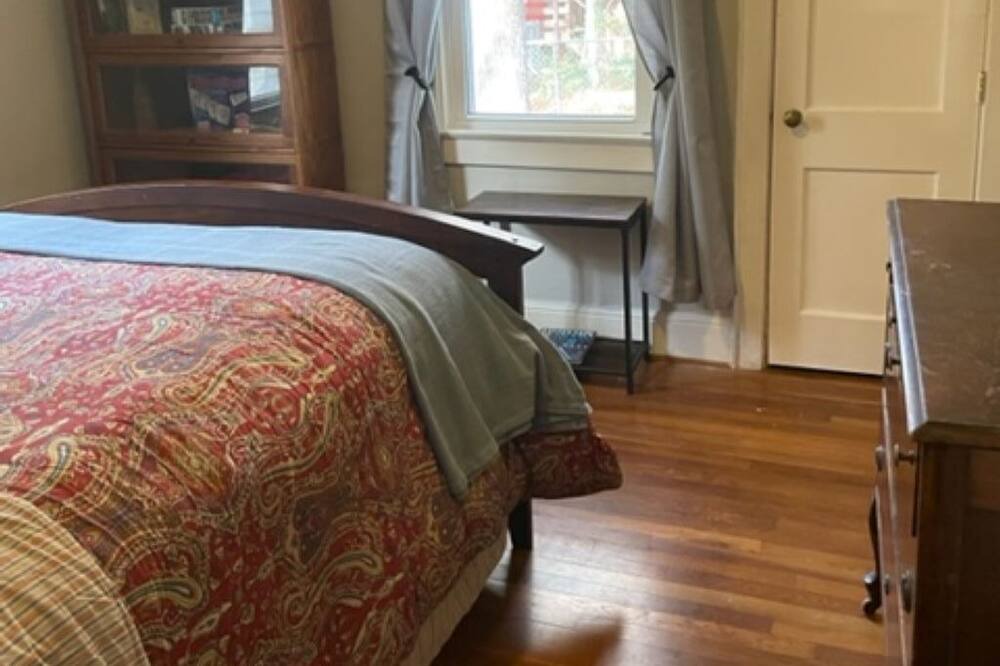 Photo of Bedroom in Chapel Hill