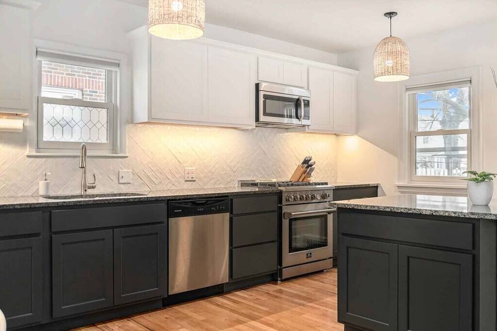 Photo of Kitchen in Aksarben - Elmwood Park