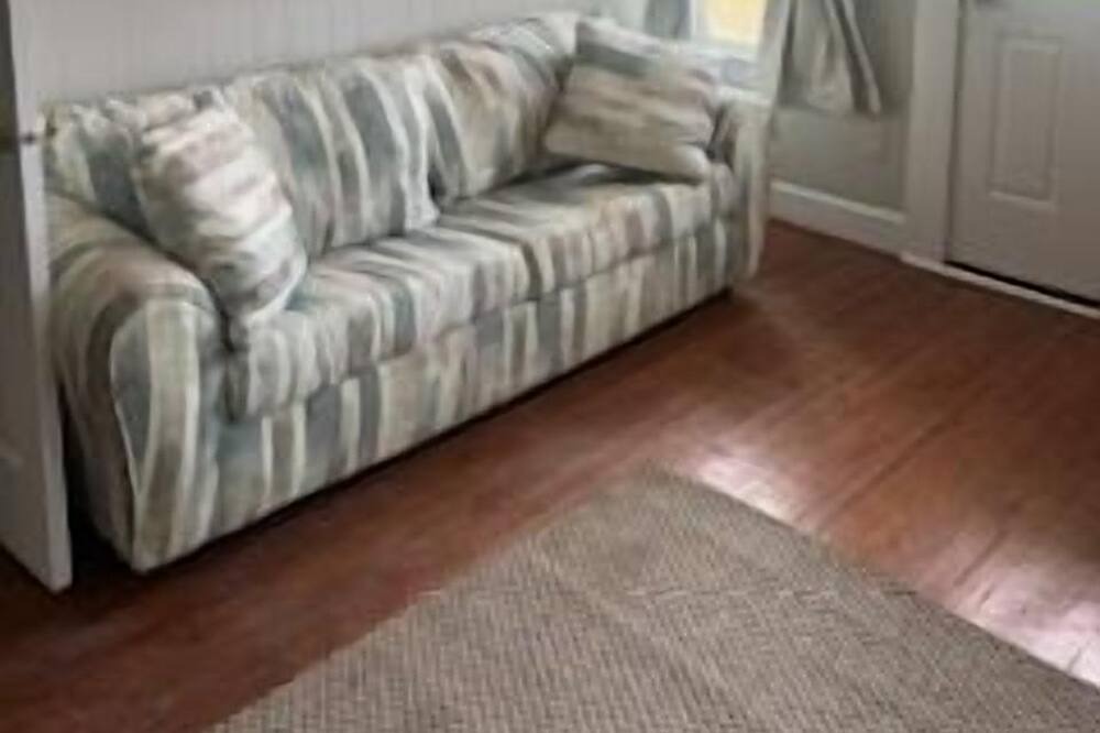 Photo of Livingroom in Milton