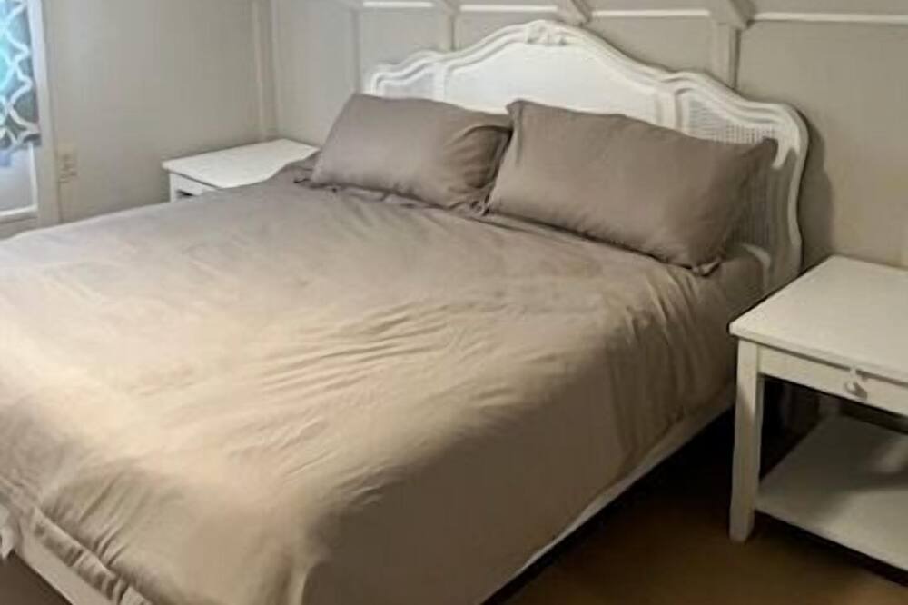 Photo of Bedroom in Milton