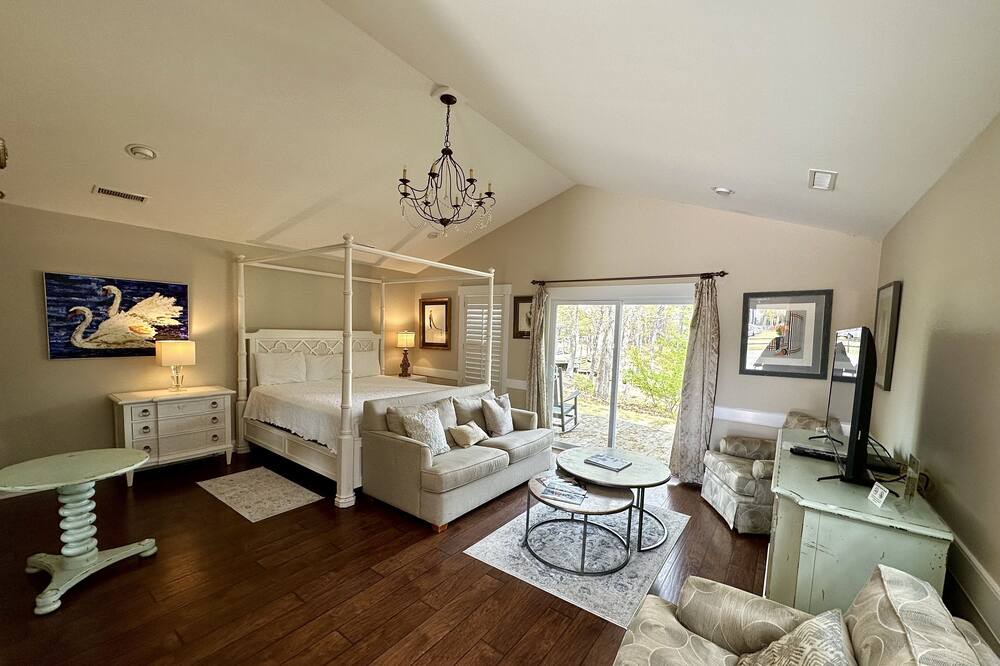 Photo of Bedroom in Elizabethtown