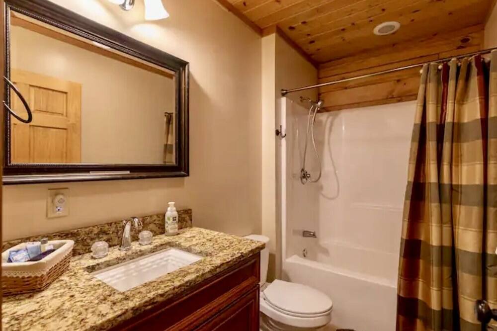 Photo of Bathroom in Frank
