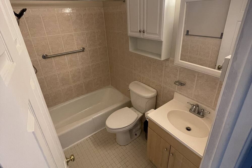 Photo of Bathroom in Anglesea